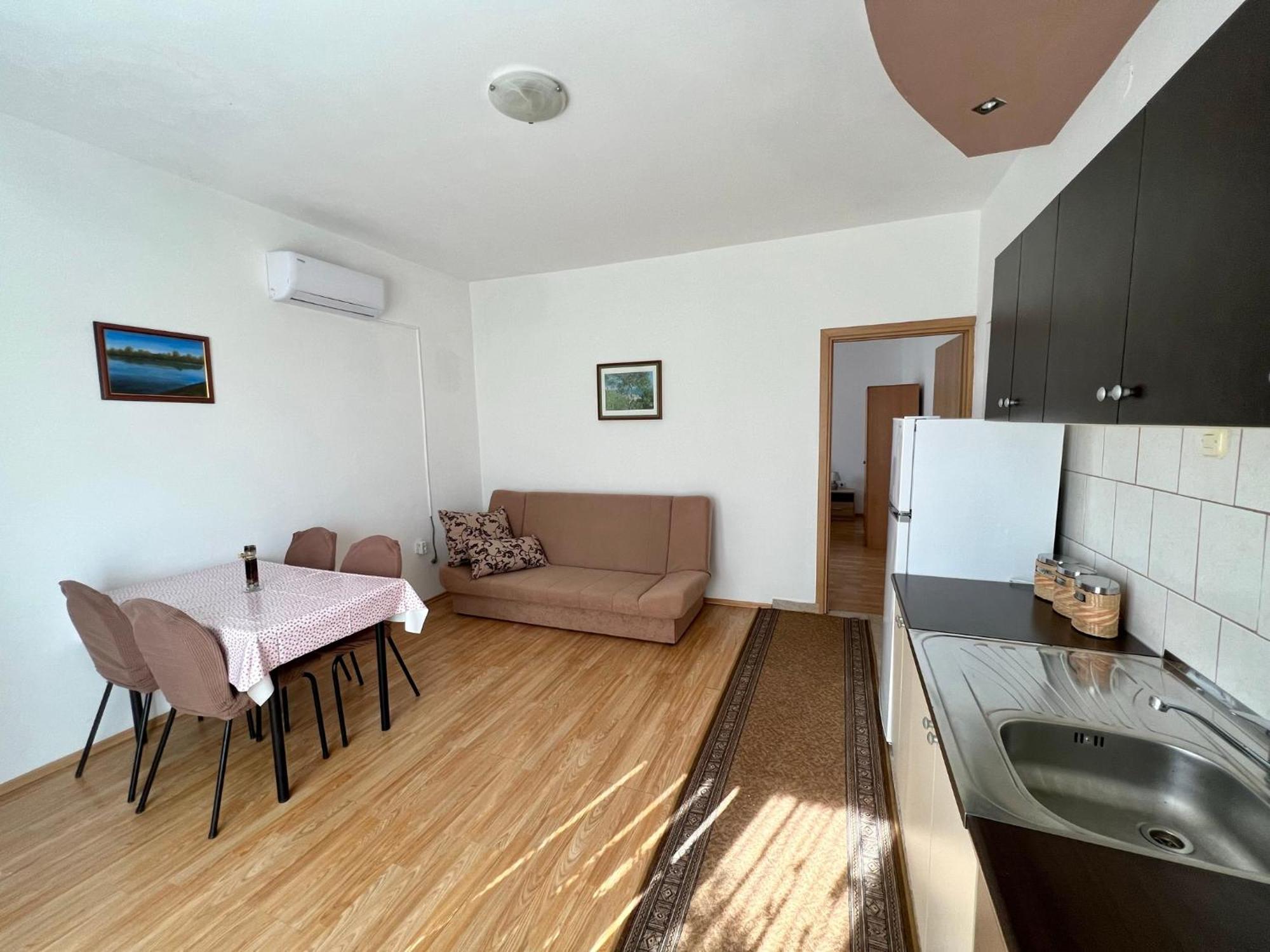 Apartments Monika Bibinje Luaran gambar