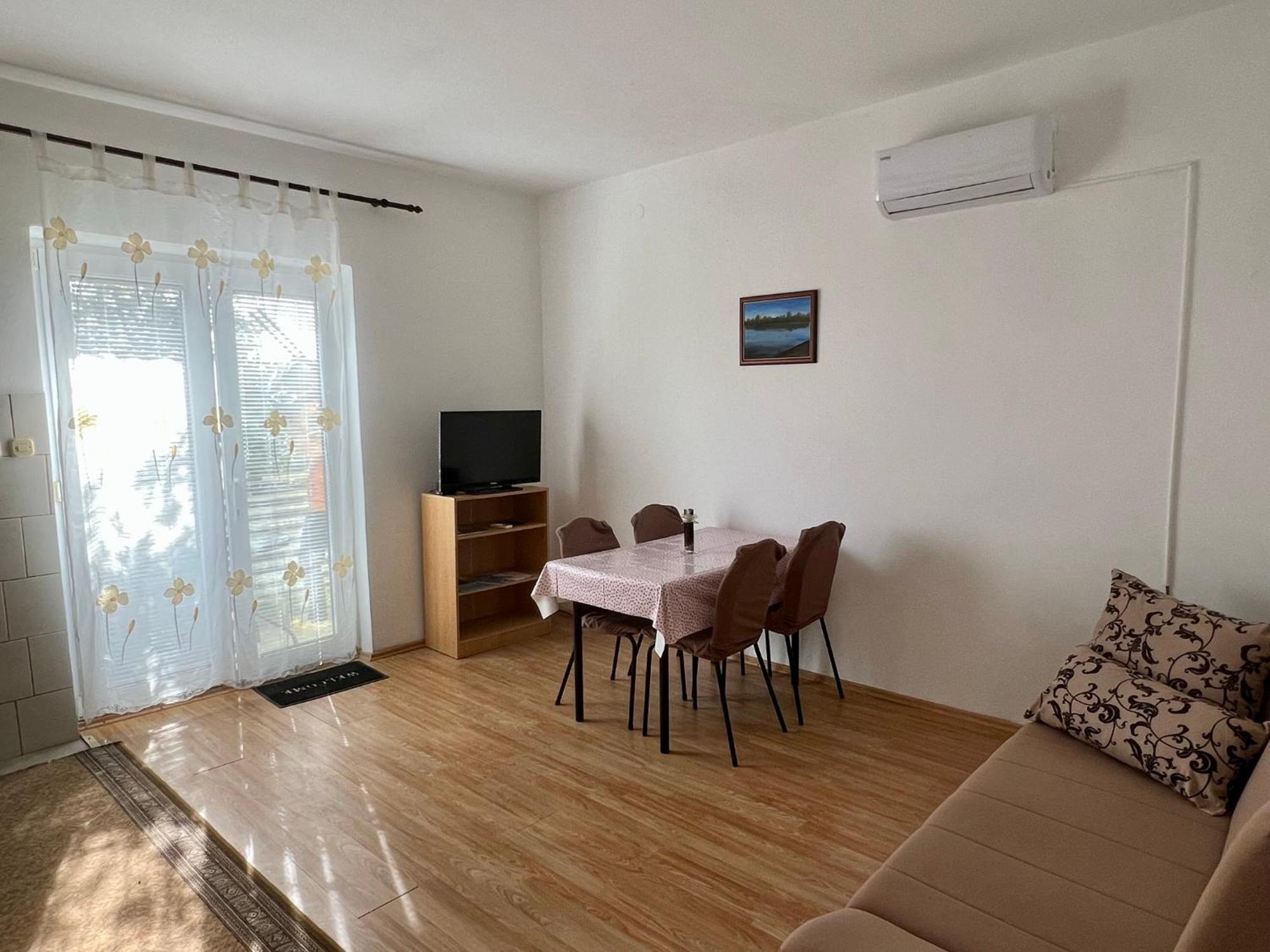 Apartments Monika Bibinje Luaran gambar